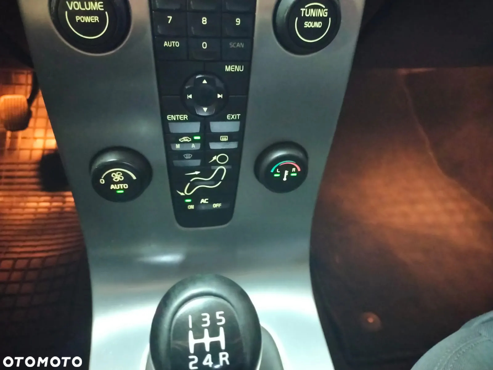 Volvo S40 1.8 - 32