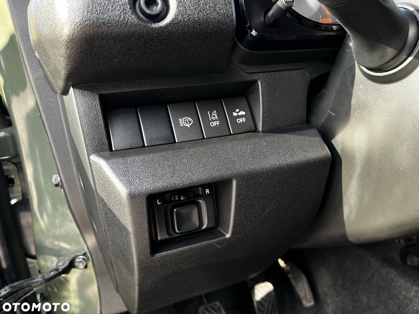 Suzuki Jimny 1.5 Comfort - 17