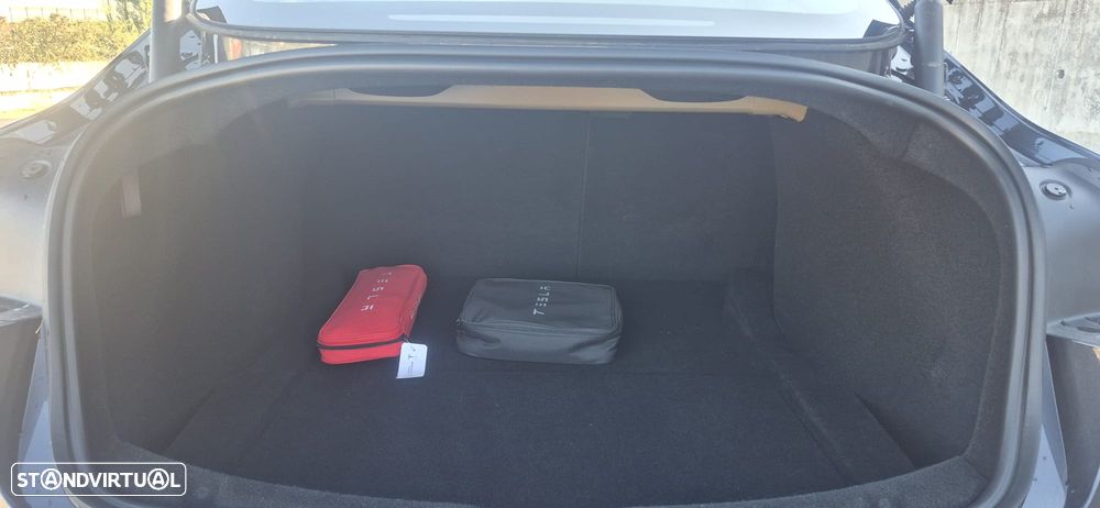 Tesla Model 3 Tração Traseira Premium - 15