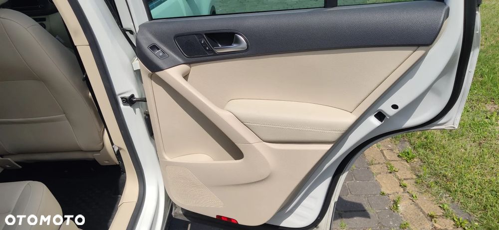 Volkswagen Tiguan 2.0 TSI 4Motion DSG Sport & Style - 27