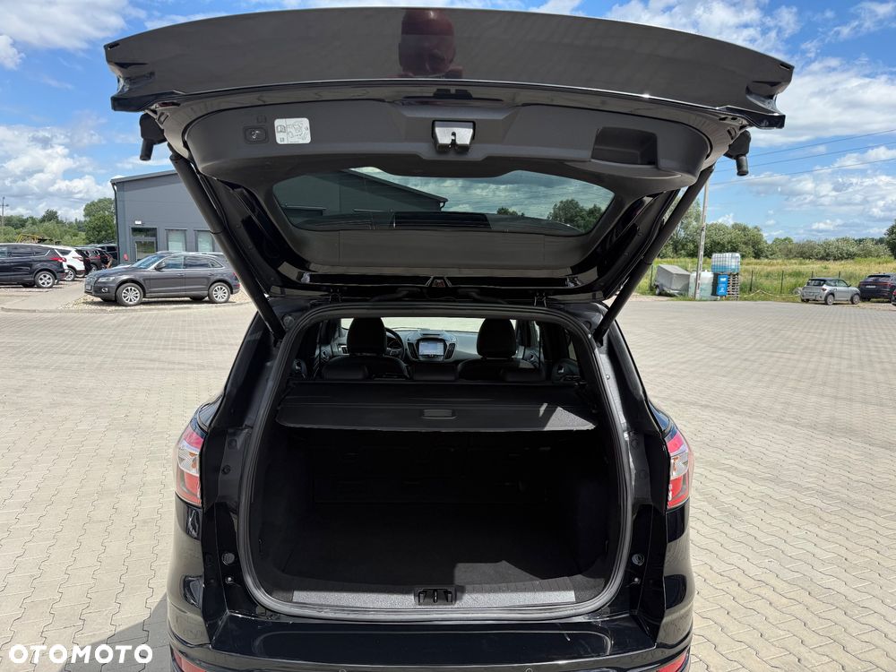 Ford Kuga 2.0 TDCi 4x2 ST-Line - 8