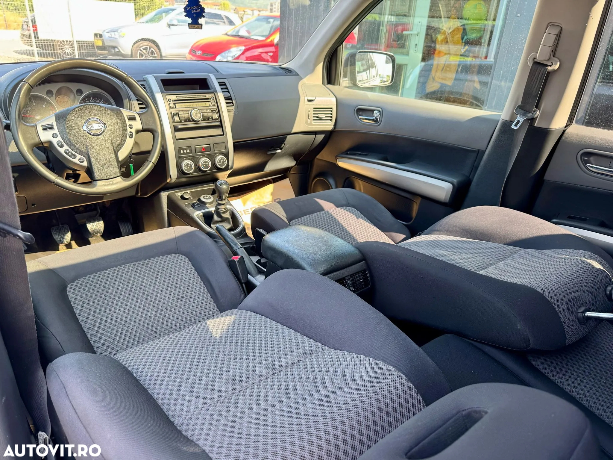 Nissan X-Trail 2.0 dCi DPF All Mode 4X4-i Elegance - 23