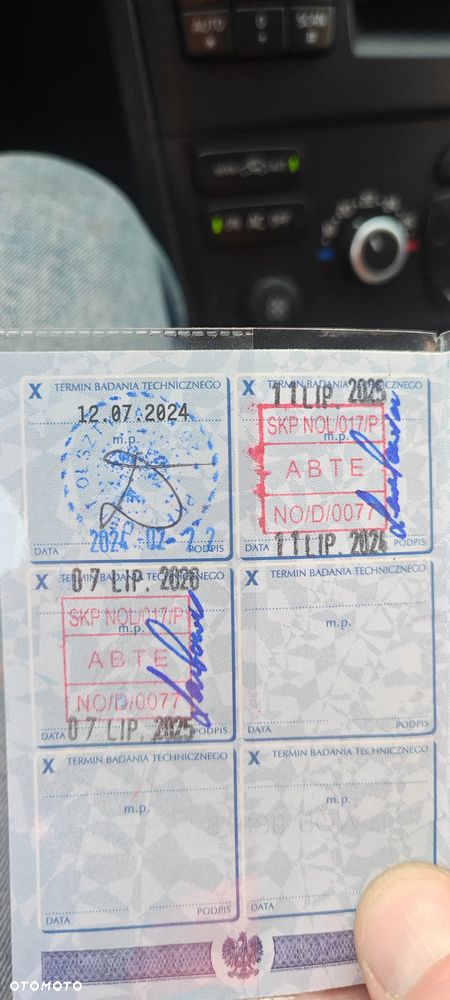 Volvo XC 90 D5 AWD Momentum - 28