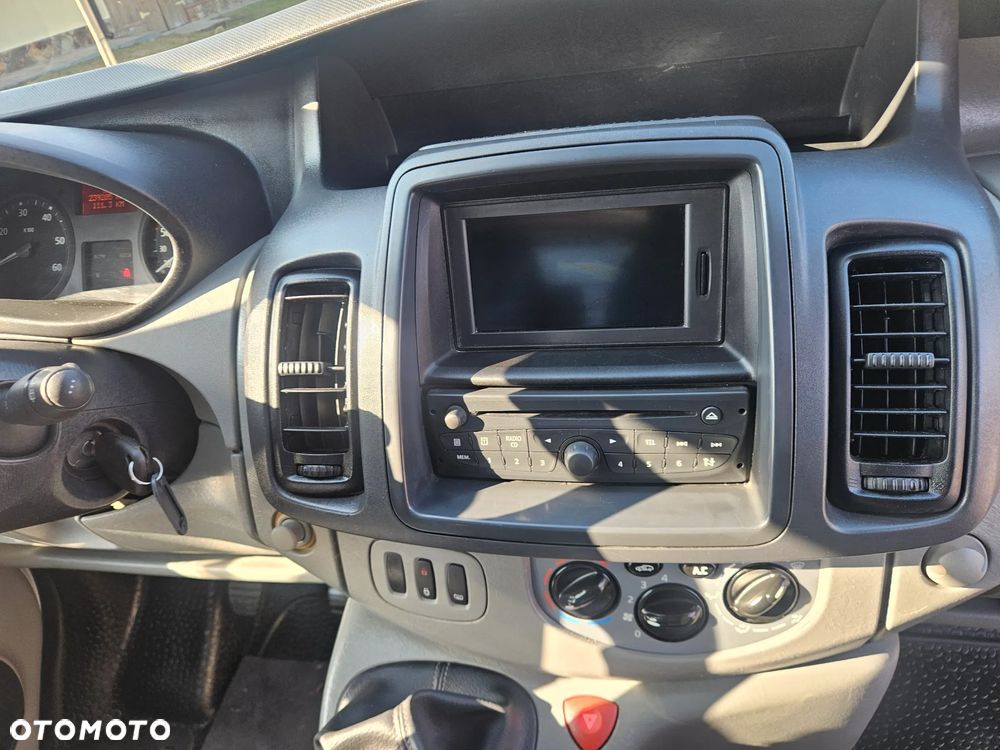 Renault TRAFIC - 20