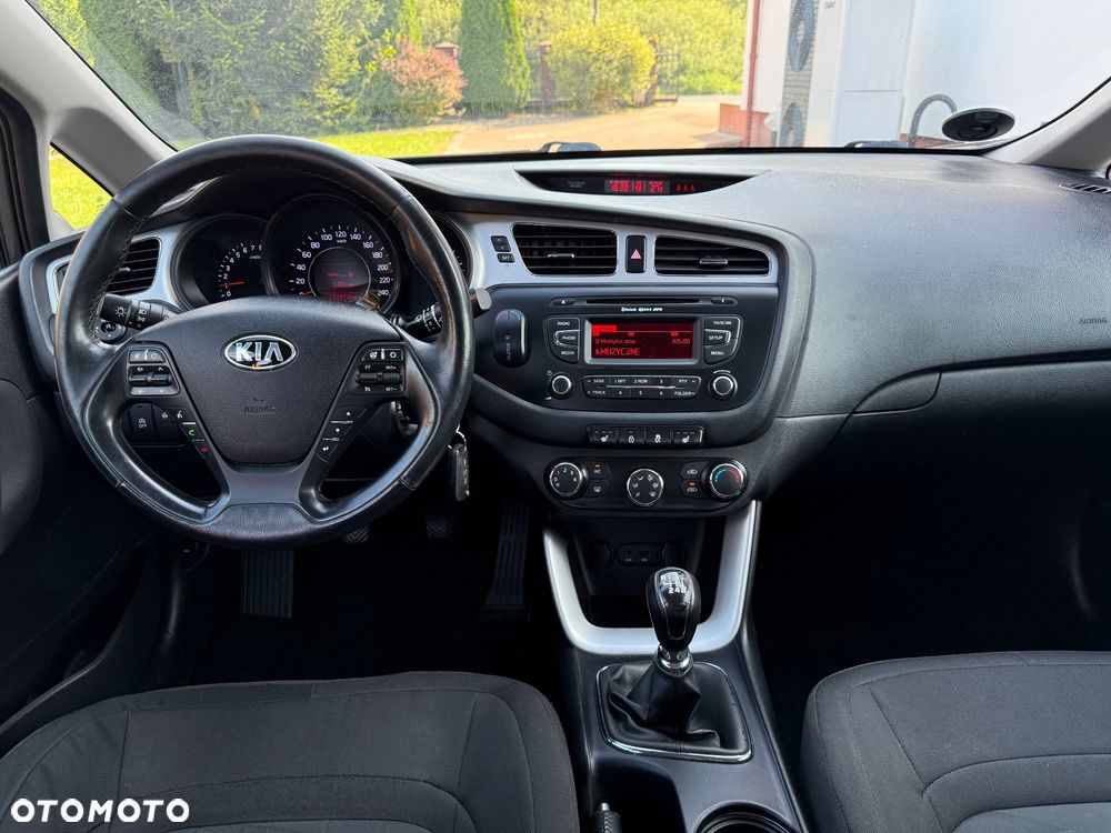 Kia Ceed Cee'd 1.6 GDI L - 13
