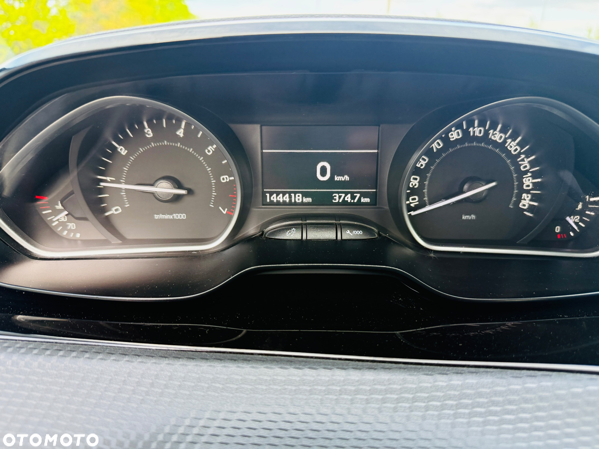 Peugeot 208 PureTech 110 Stop & Start Tech Edition - 12