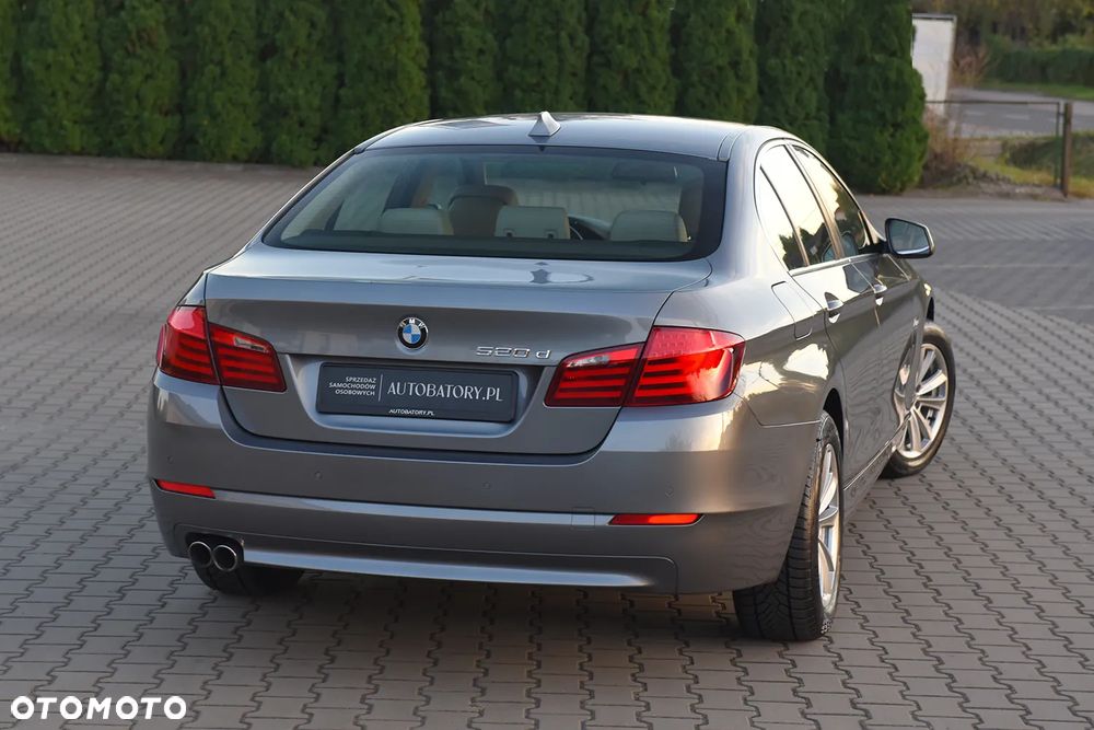 BMW Seria 5 520d - 5