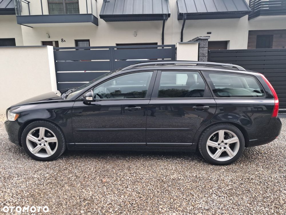Volvo V50 2011 photo 5