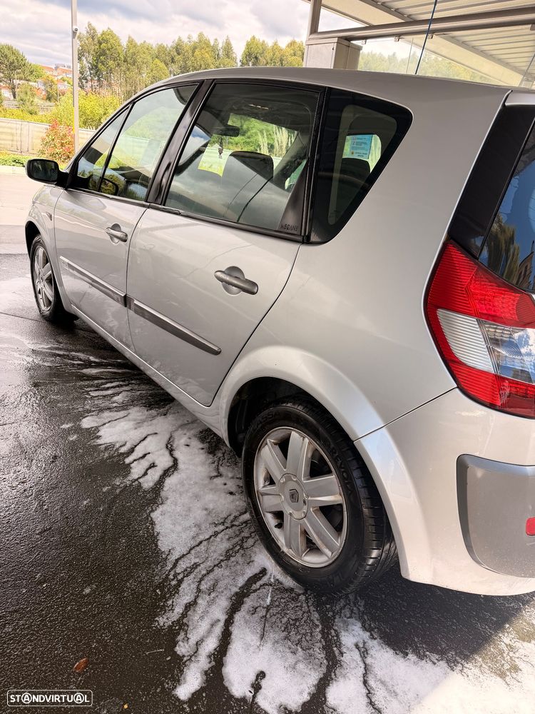 Renault Scénic 1.5 dCi Confort - 7