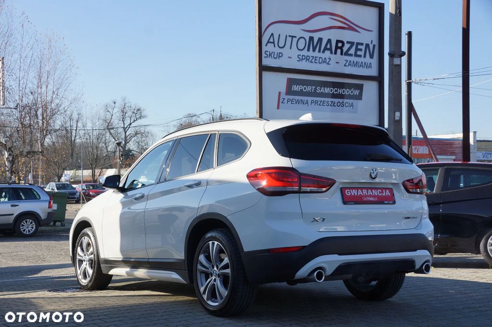 BMW X1 xDrive20d Sport Line - 7
