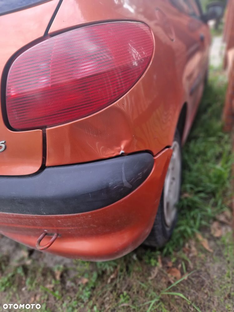 Peugeot 206 1.1 XR - 6