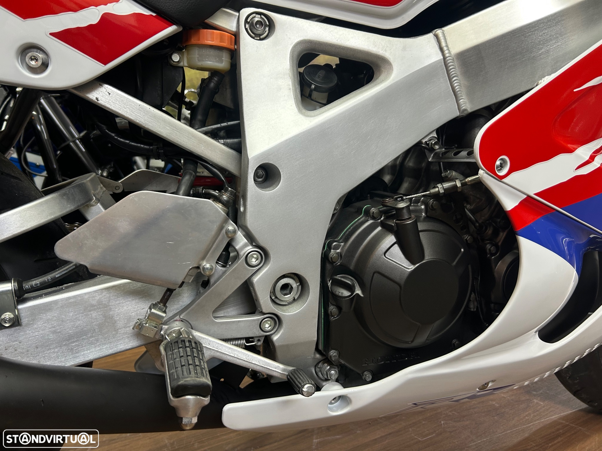 Honda CBR 900 RR Sc28 - 37
