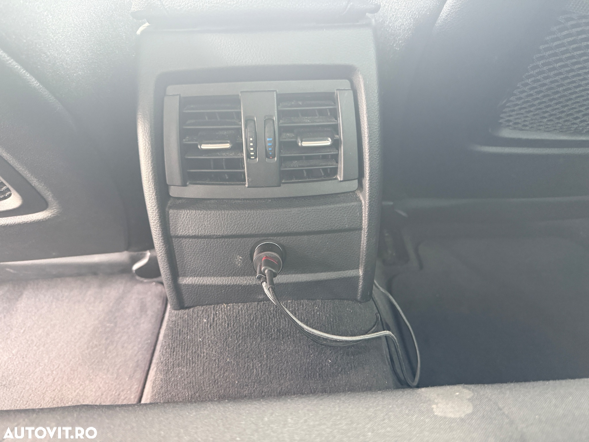 BMW Seria 3 320d Aut. Sport Line - 13