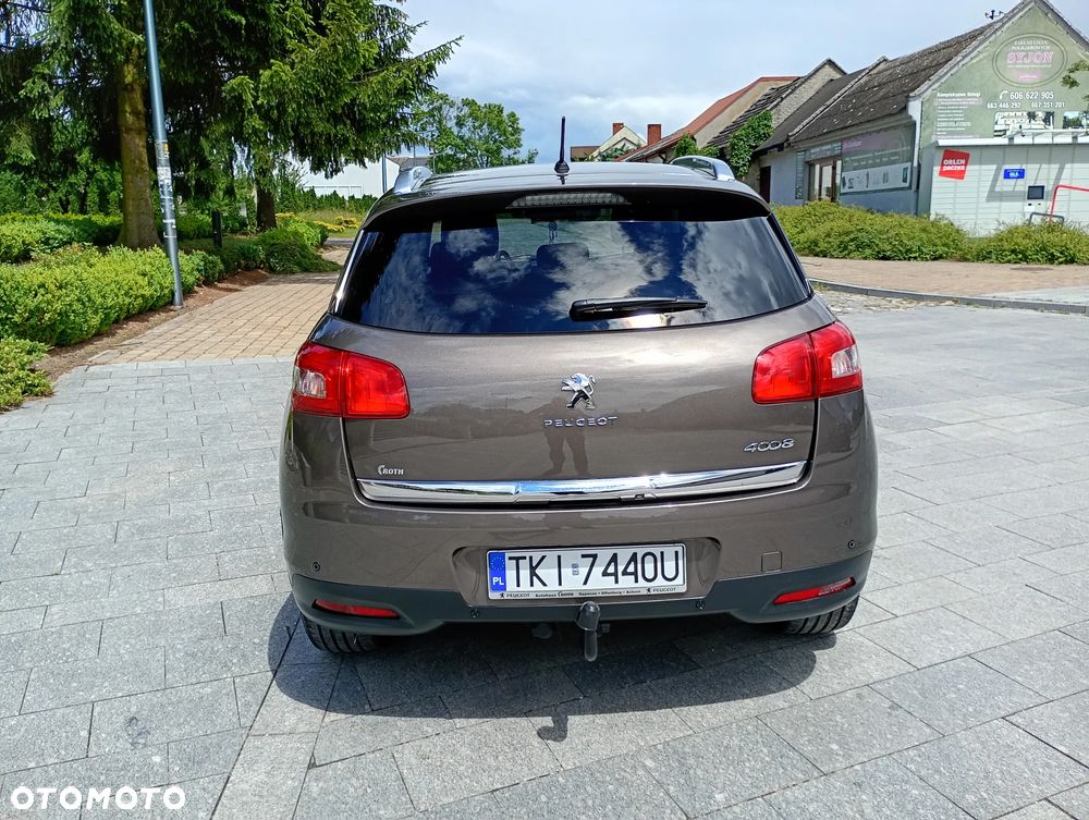 Peugeot 4008 - 12