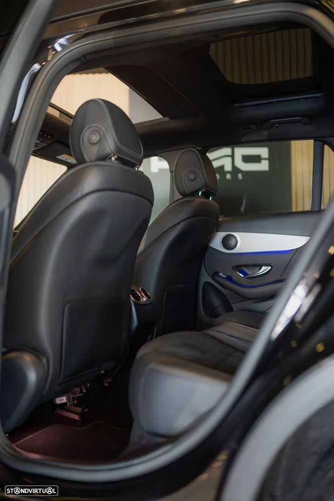 Mercedes-Benz GLC 300 de 4Matic 9G-TRONIC AMG Line - 24