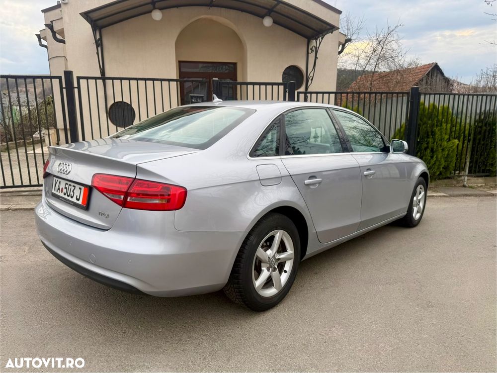 Audi A4 1.8 TFSI Attraction - 6