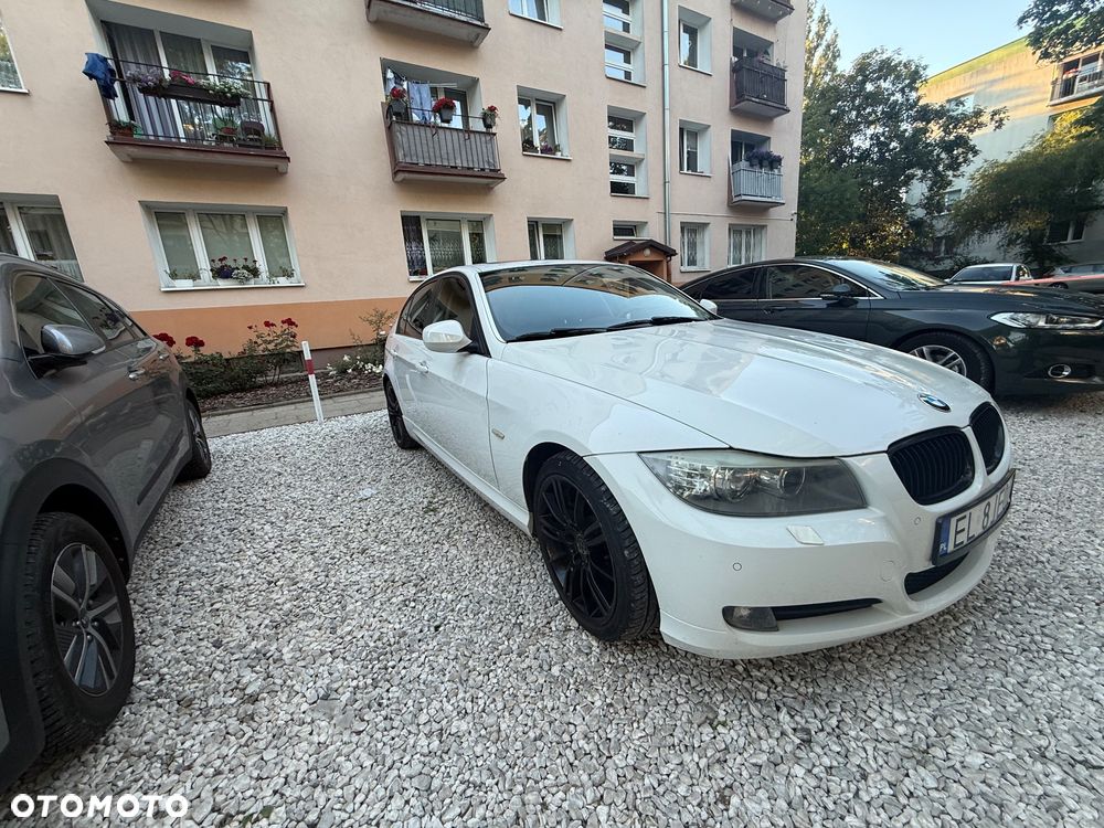 BMW Seria 3 318i - 7