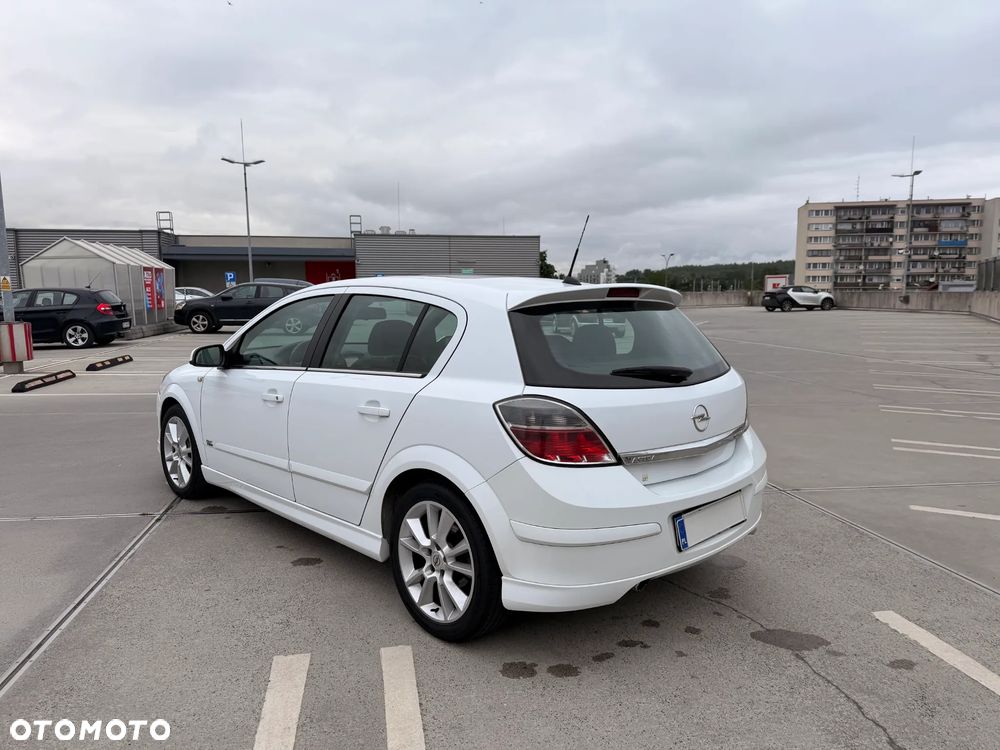 Opel Astra 1.6 Turbo White Edition - 6
