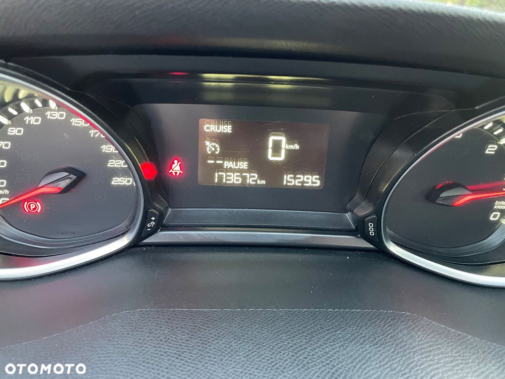 Peugeot 308 BlueHDi FAP 120 Stop & Start Allure - 11