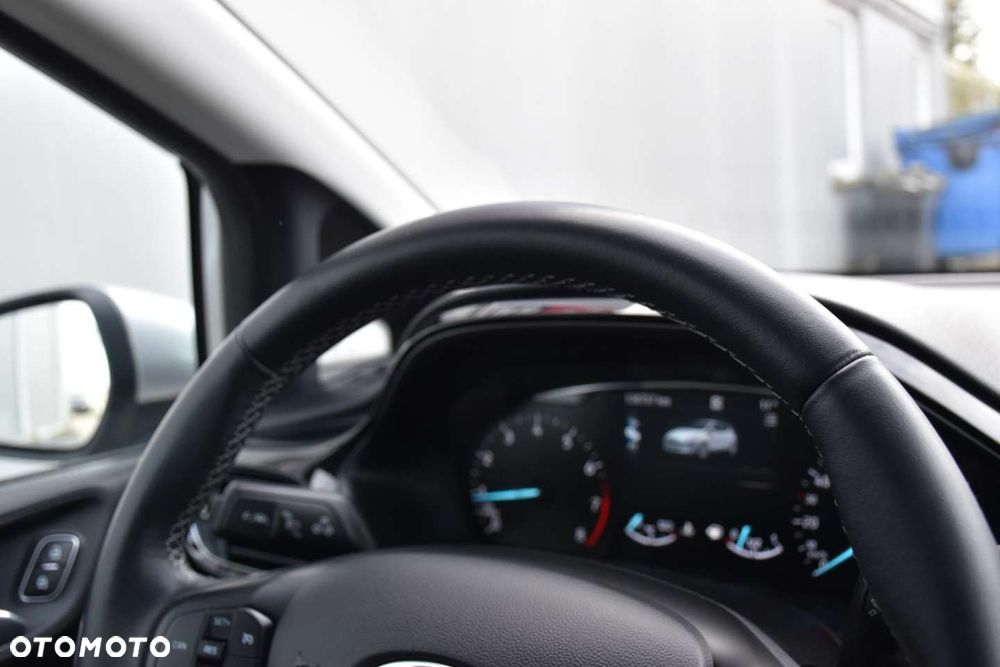 Ford Fiesta 1.0 EcoBoost S&S TITANIUM - 18