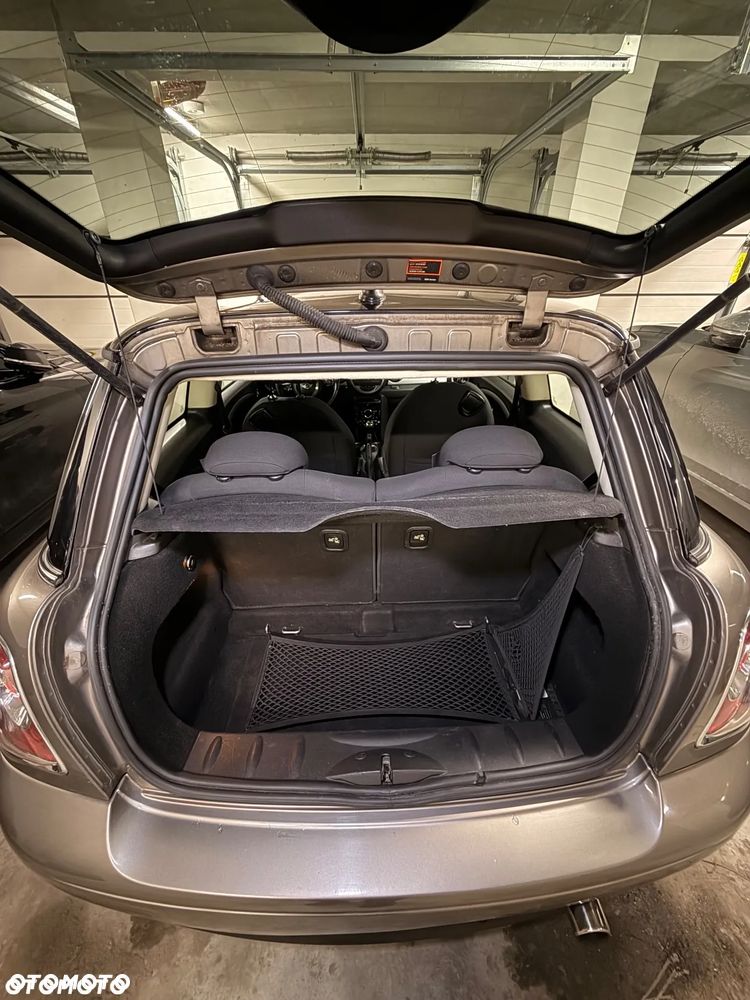 MINI Cooper Standard - 2