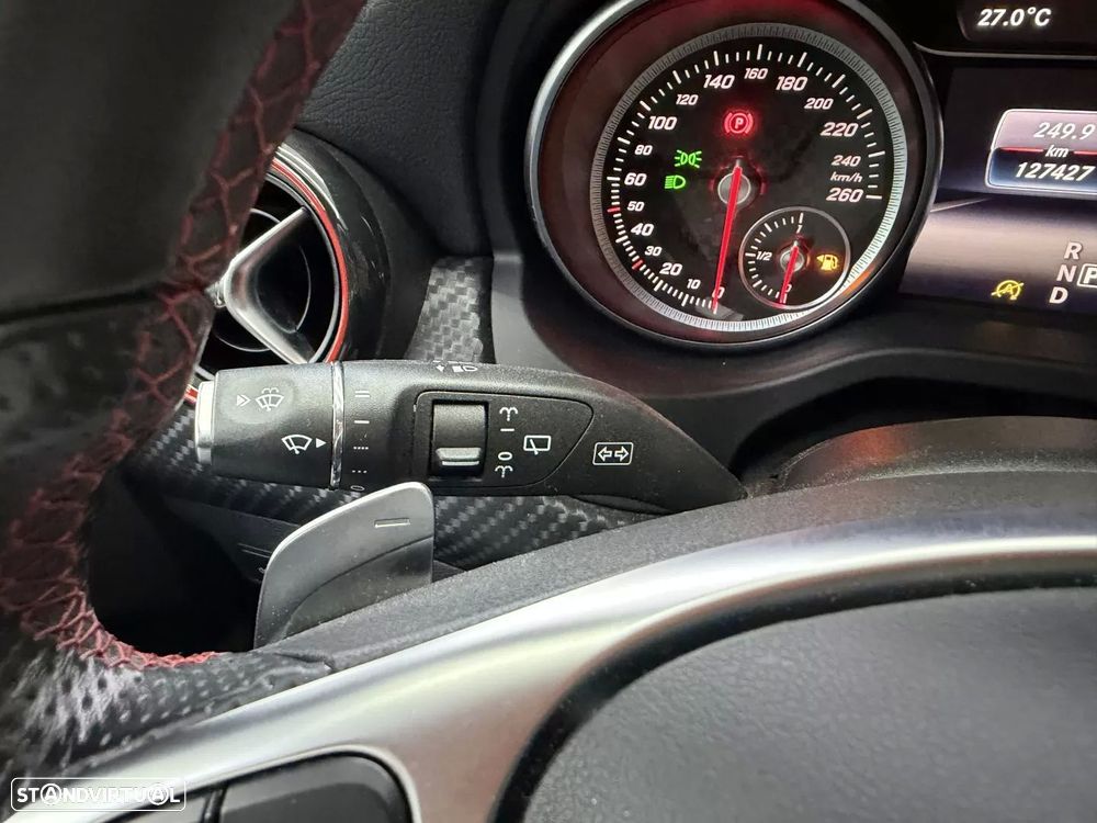 Mercedes-Benz A 180 d AMG Line Aut. — fotografia 25
