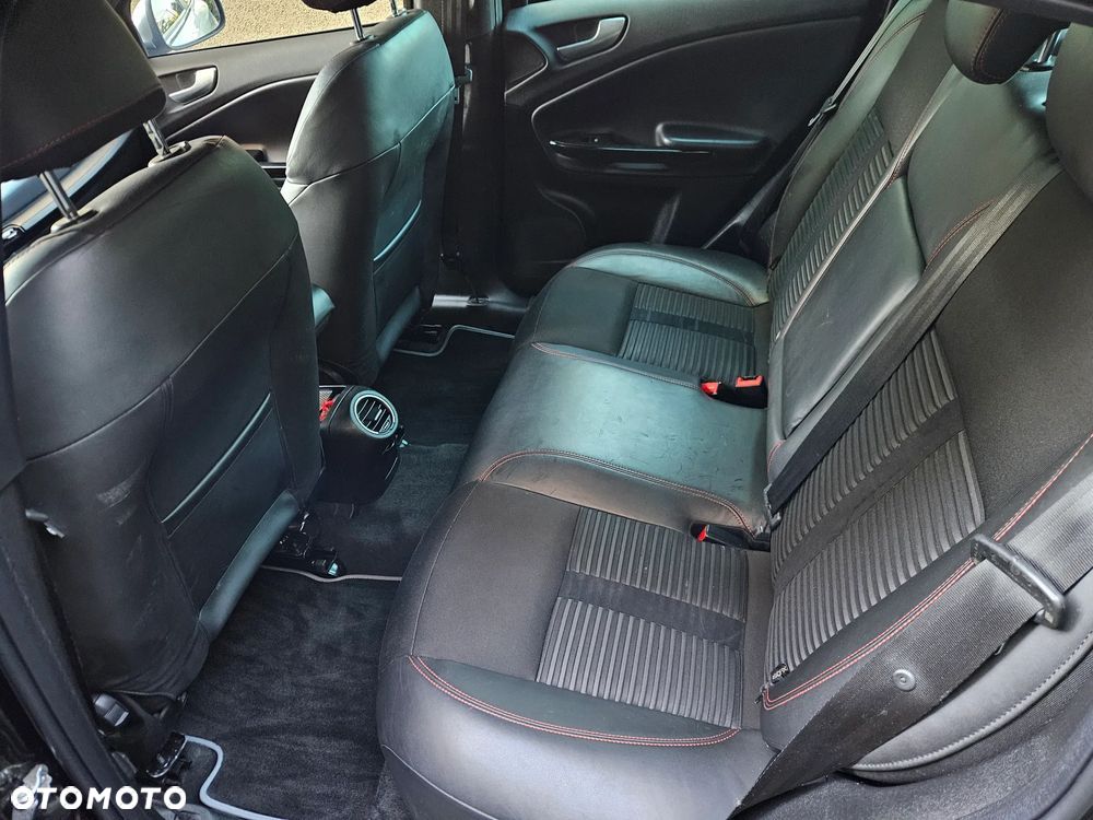 Alfa Romeo Giulietta 1750 TBi Quadrifoglio Verde - 17
