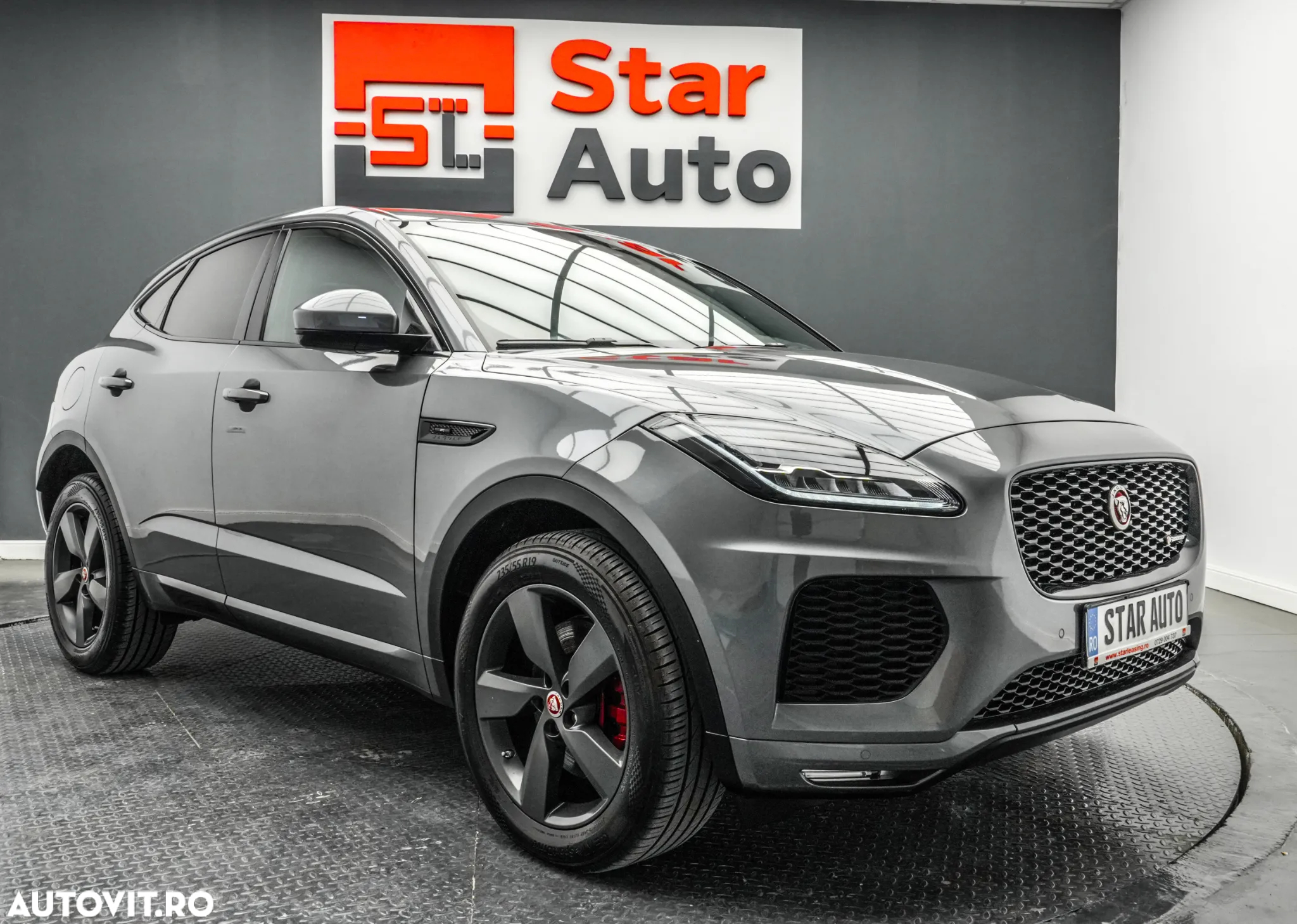 Jaguar E-Pace D150 AWD R-Dynamic S - 3