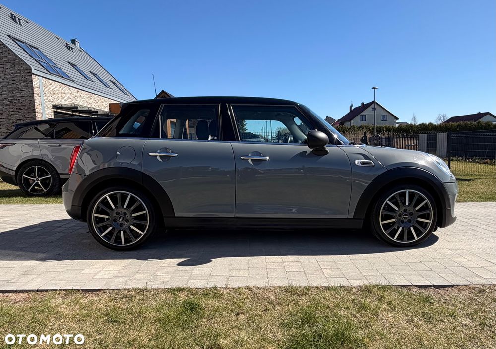 MINI Cooper Standard - 2