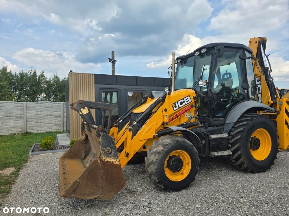 JCB - 2