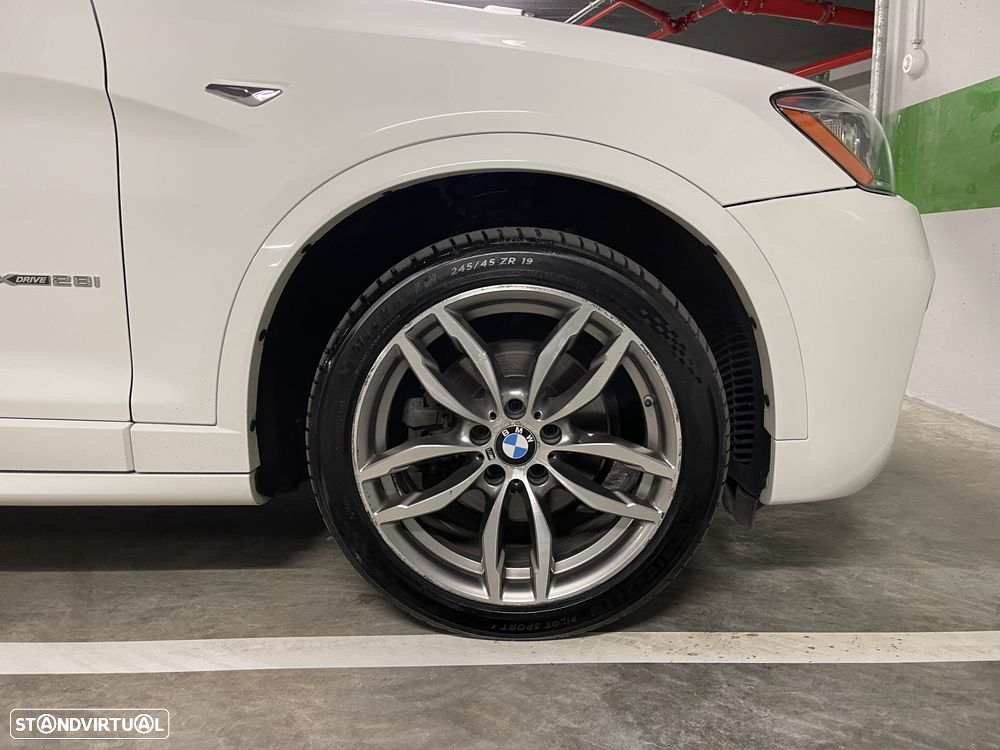 BMW X4 28 i xDrive Pack M - 9
