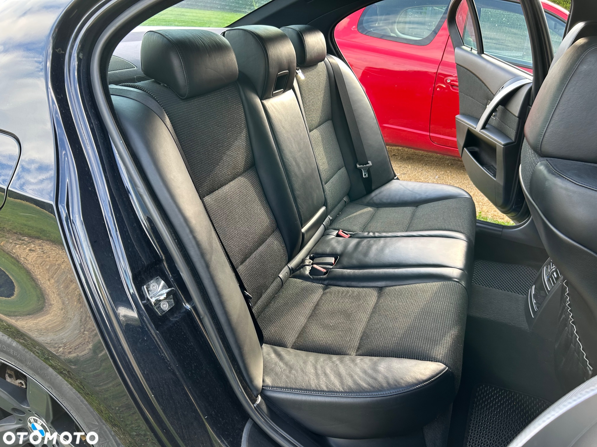 BMW Seria 5 520i - 22