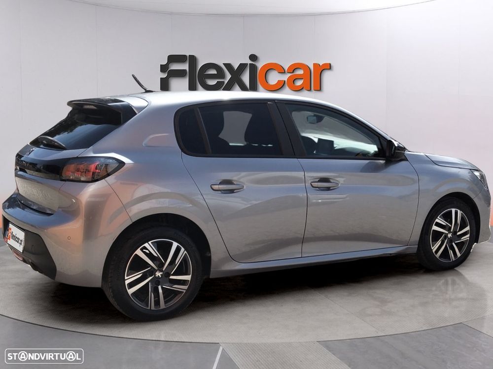 Peugeot 208 - 7