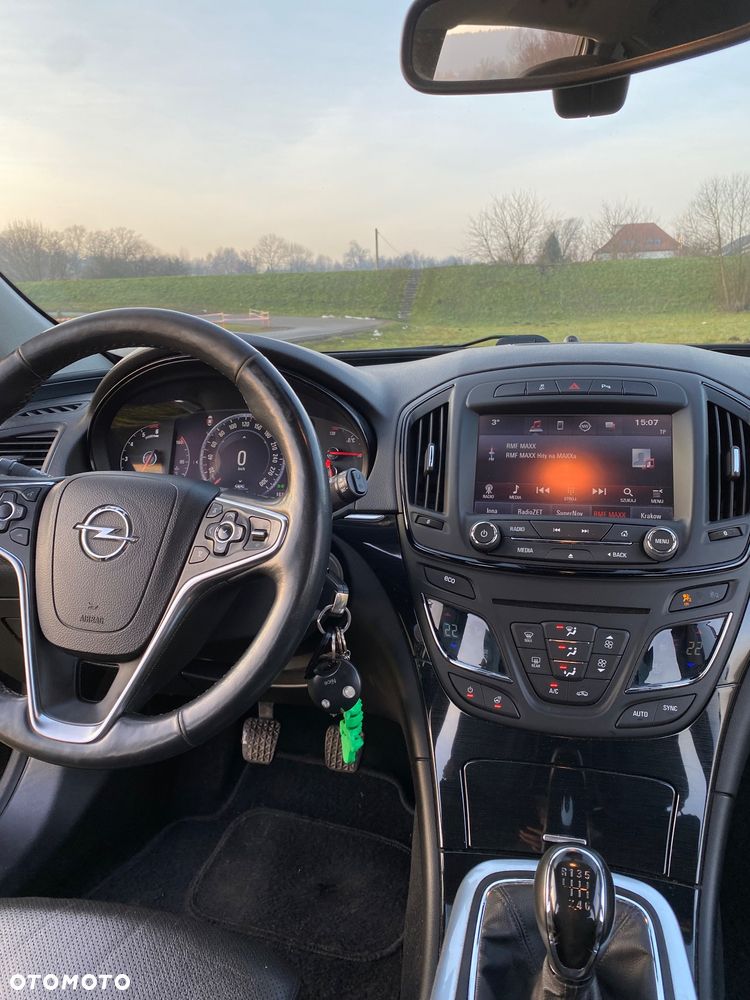 Opel Insignia - 24