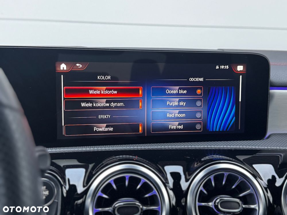Mercedes-Benz CLA 200 d 4-Matic AMG Line 8G-DCT - 32