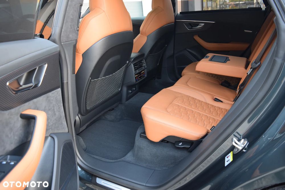 Audi RS Q8 TFSI Quattro Tiptronic - 35