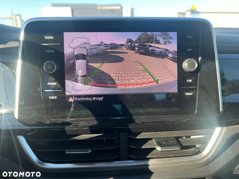 Volkswagen T-Roc - 5