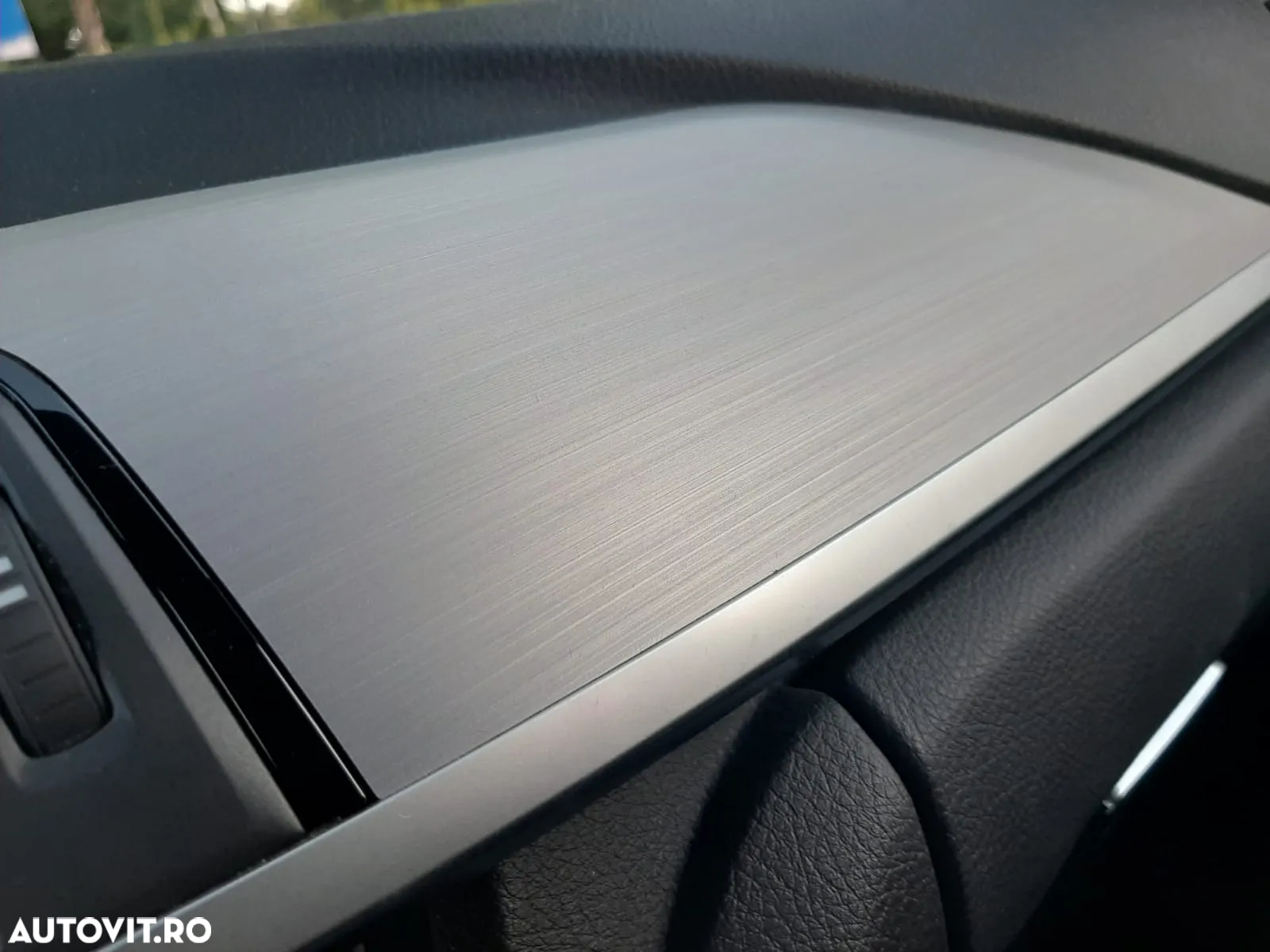 BMW Seria 3 320d Sport Line - 5