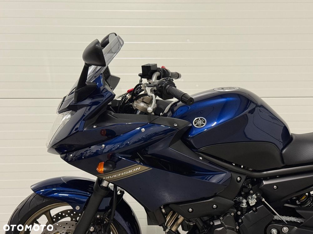 Yamaha XJ - 27