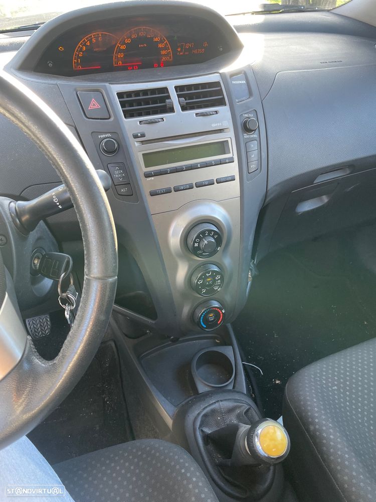 Toyota Yaris 1.0 VVT-i ACtive+AC - 7