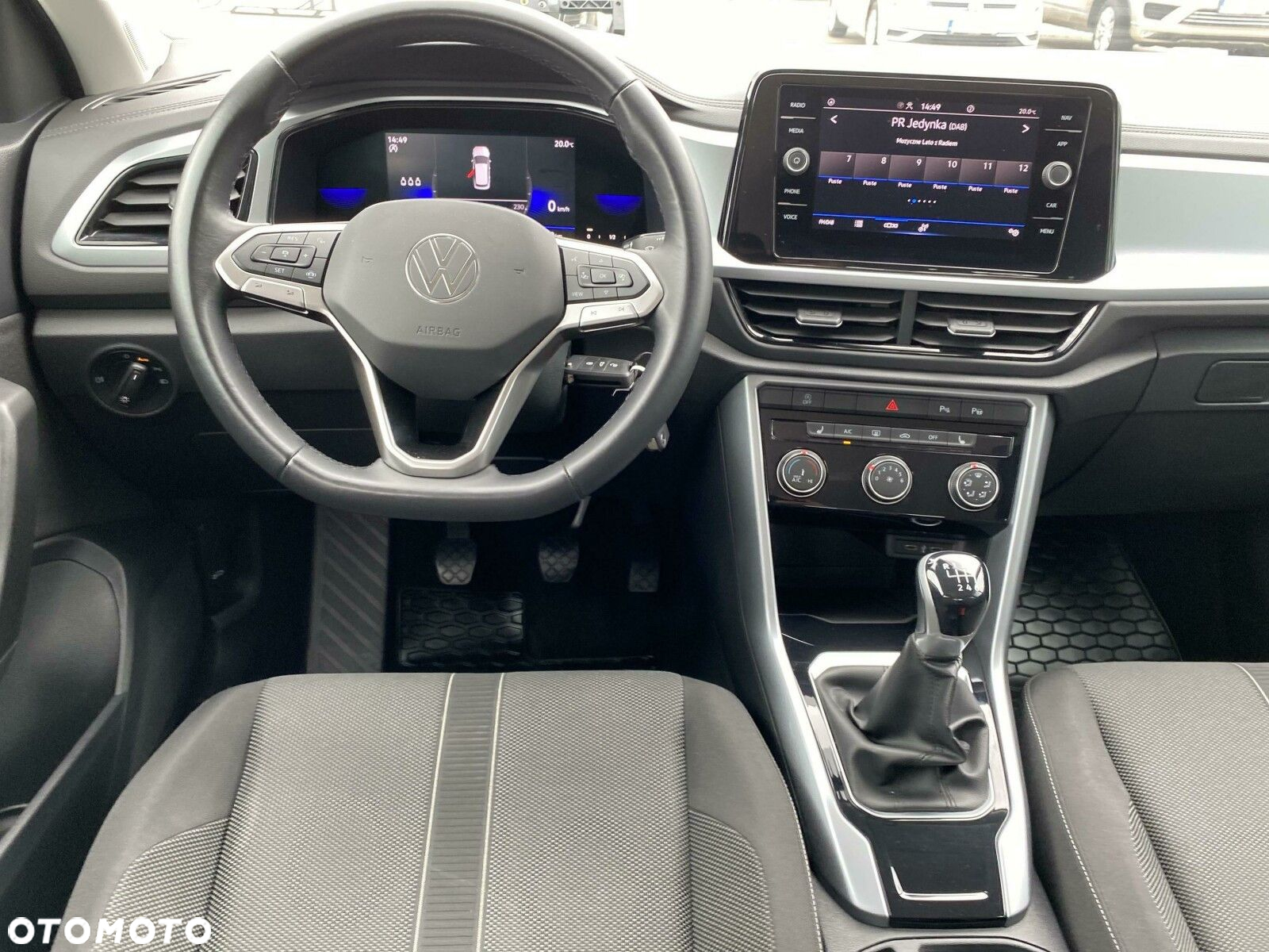 Volkswagen T-Roc 1.5 TSI Life - 14