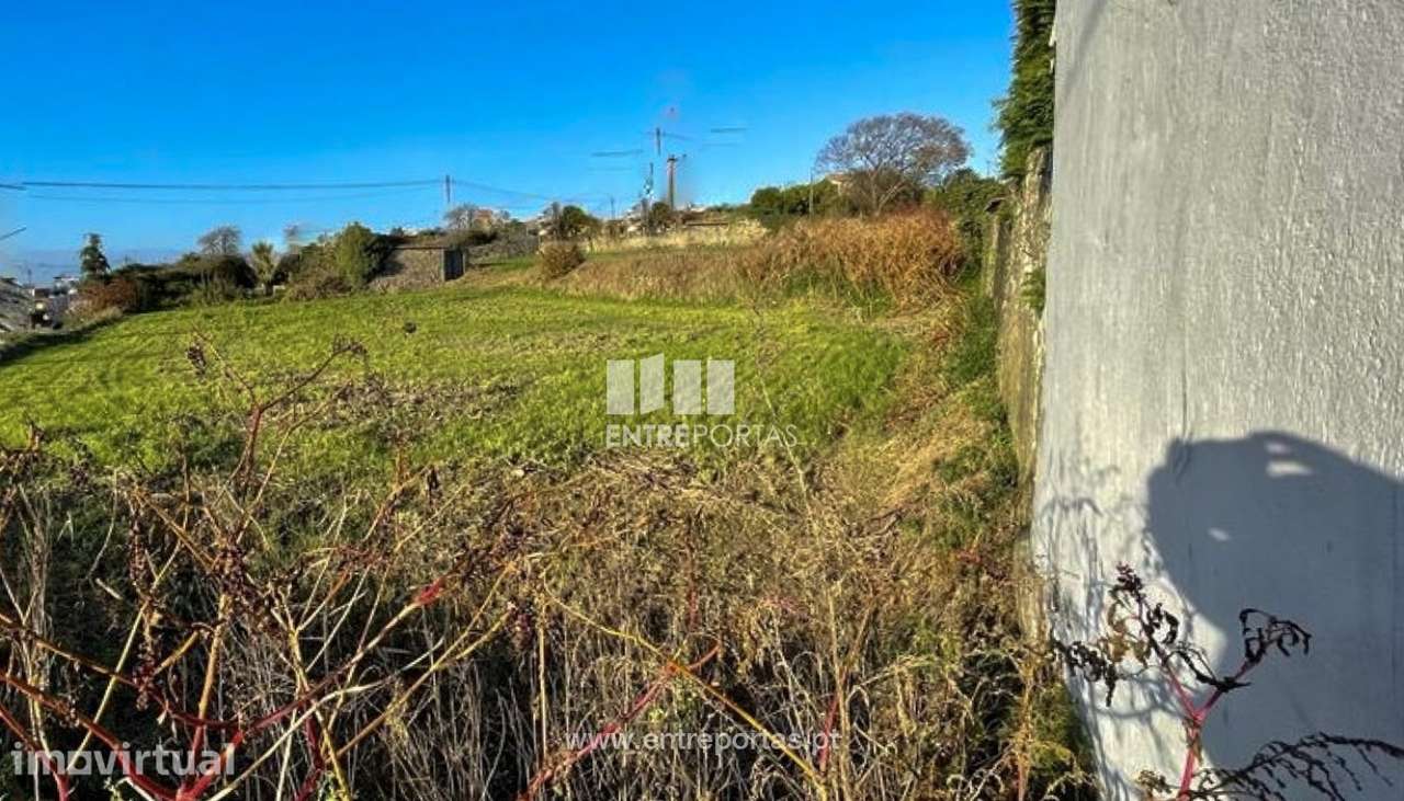 Venda de Terreno para construção com 1100 m2 em Tougues, Vila do Con - Grande imagem: 2/12