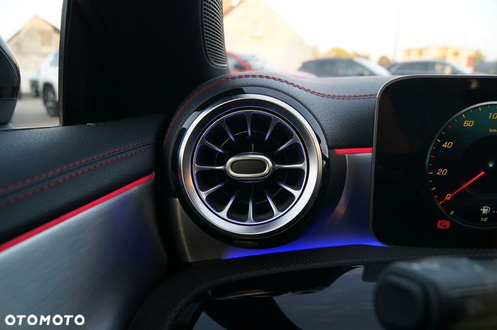 Mercedes-Benz CLA 200 d 8G-DCT AMG Line Advanced Plus - 27