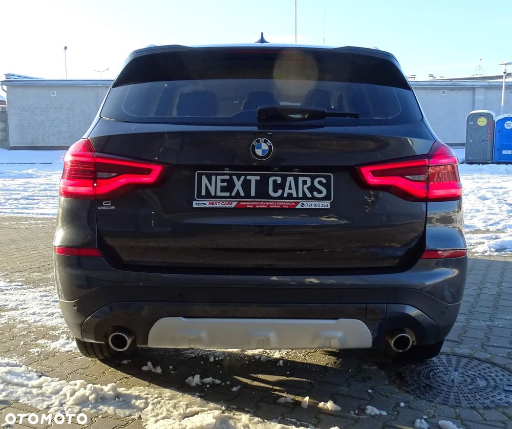 BMW X3 sDrive18d xLine sport - 9
