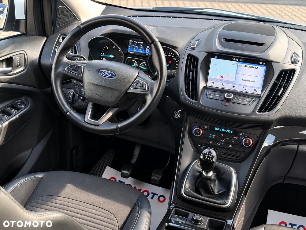 Ford Kuga 2.0 TDCi 2x4 Titanium - 9