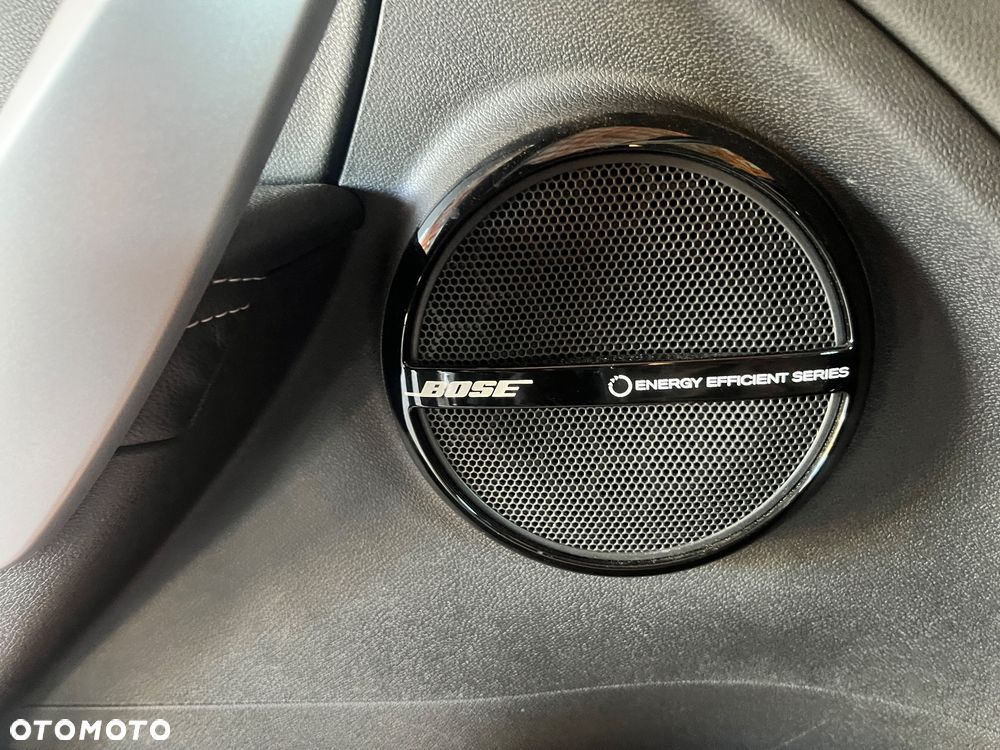 Renault Megane ENERGY TCe 115 Start & Stop Bose Edition - 39