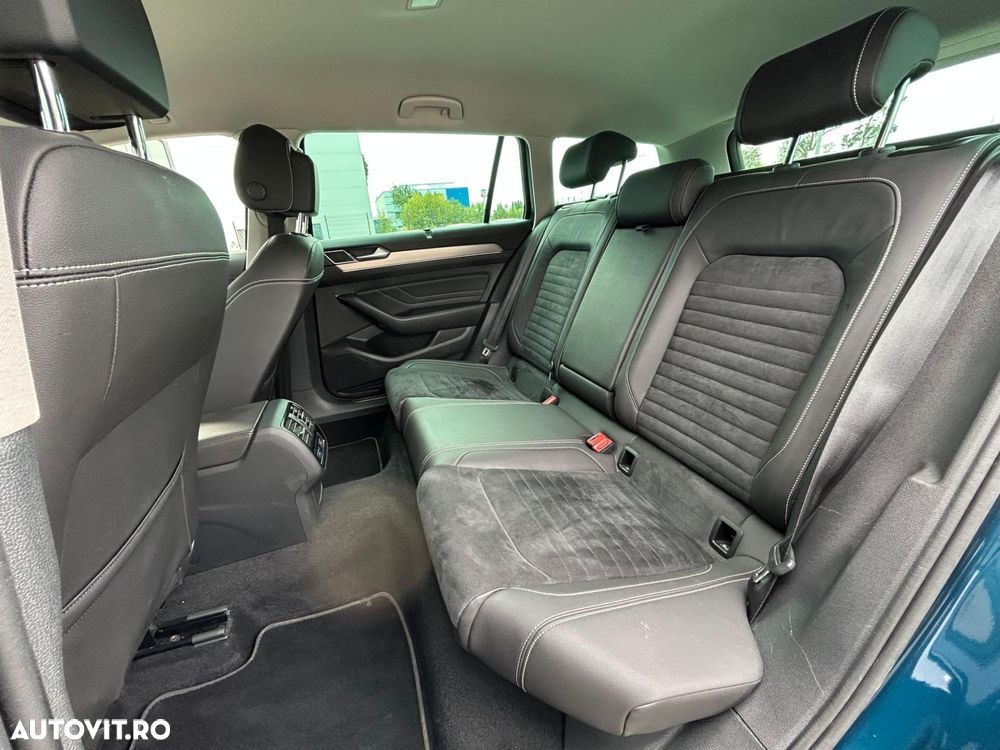 Volkswagen Passat 2.0 TDI SCR DSG Elegance - 16
