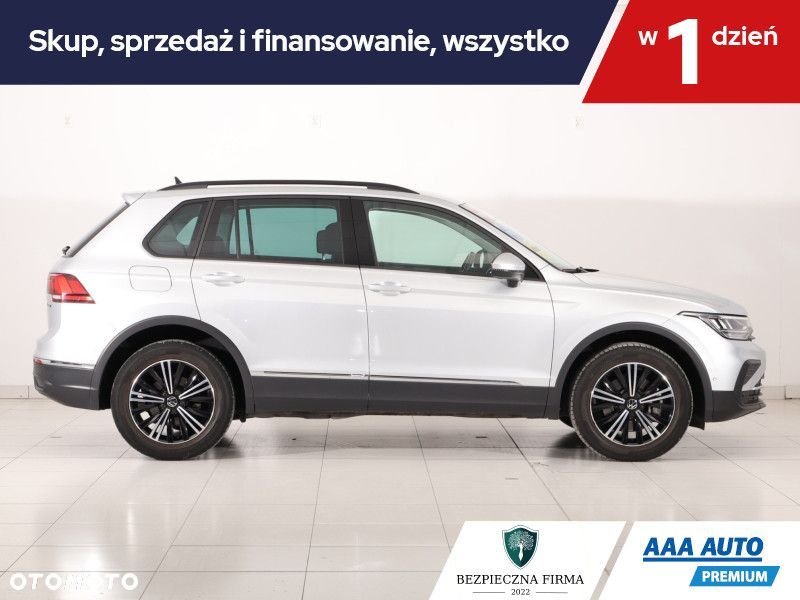 Volkswagen Tiguan - 7