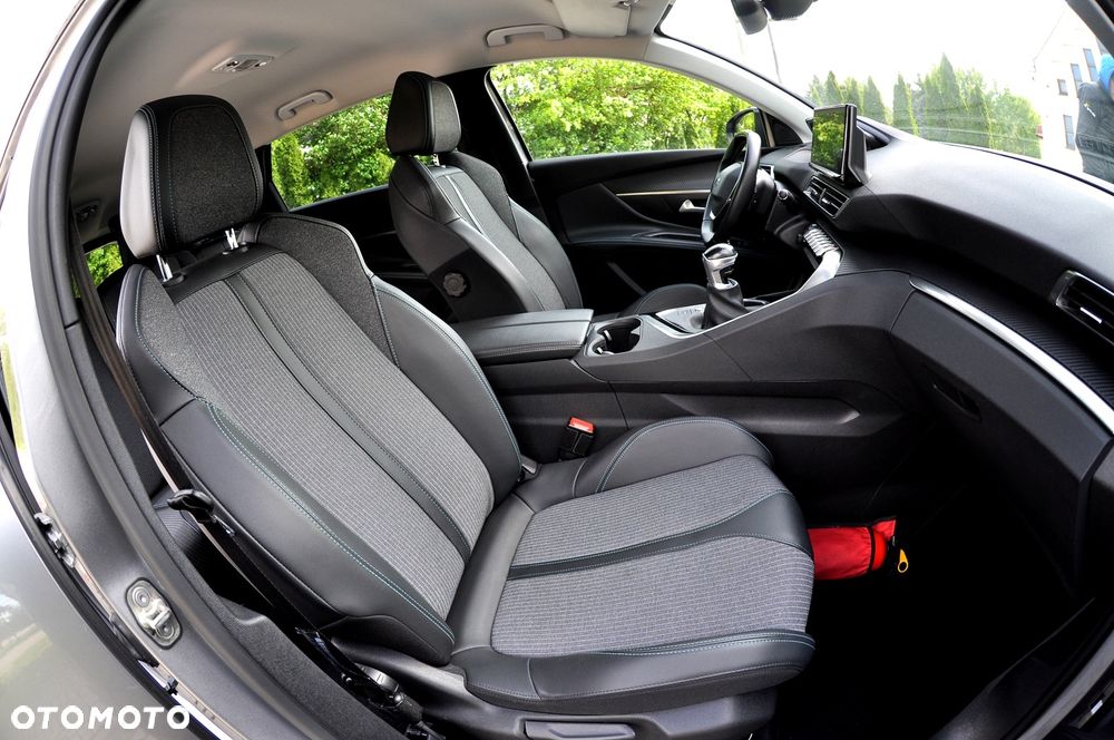 Peugeot 5008 BlueHDi 130 Allure Pack - 19