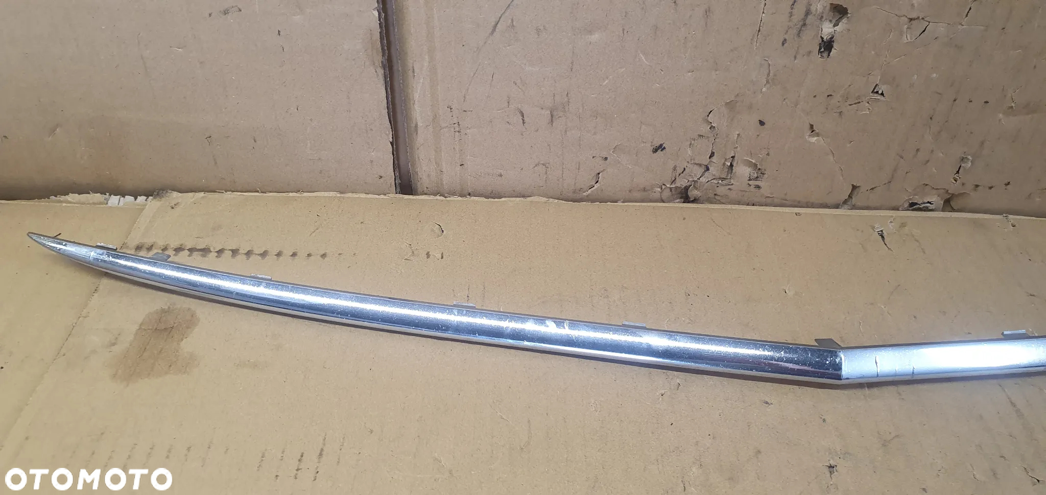 Listwa chrom Grilla atrapy Mercedes R-Klasa W251 A2518880685 - 2